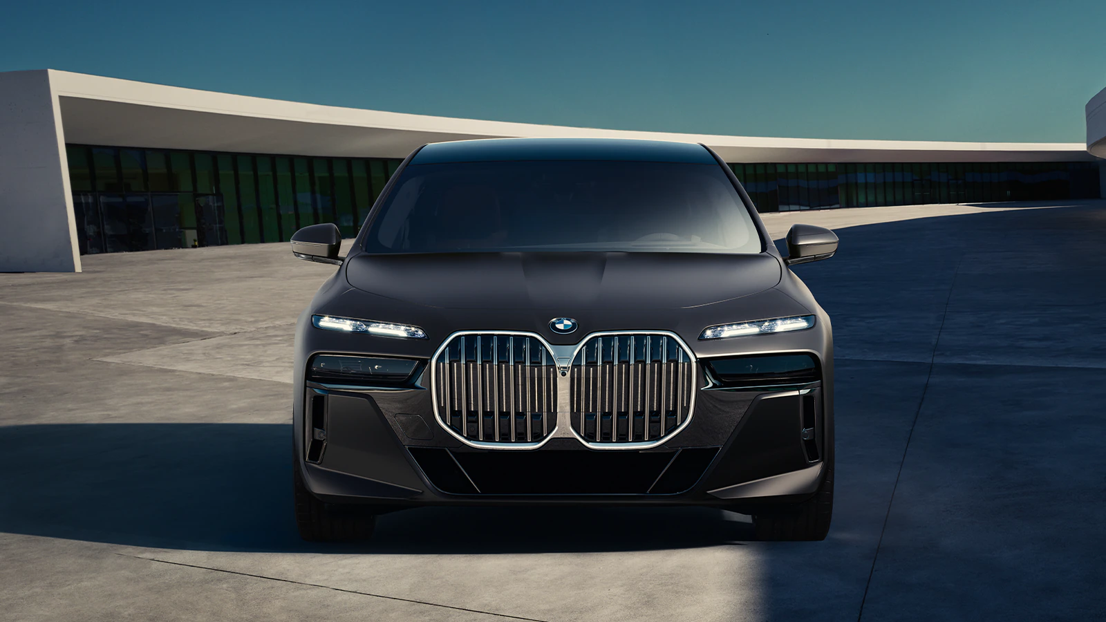 BMW 7 SERIES CHAUFFEUR